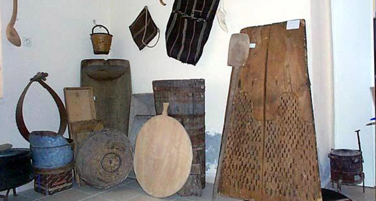 Folklore Museum at Poliyiros